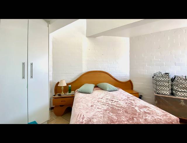 2 BEDROOM APARTMENT FOR SALE IN DWARSKERSBOS